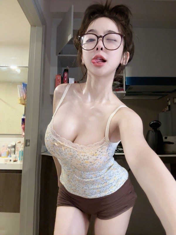 Ice Pakka แตกใน